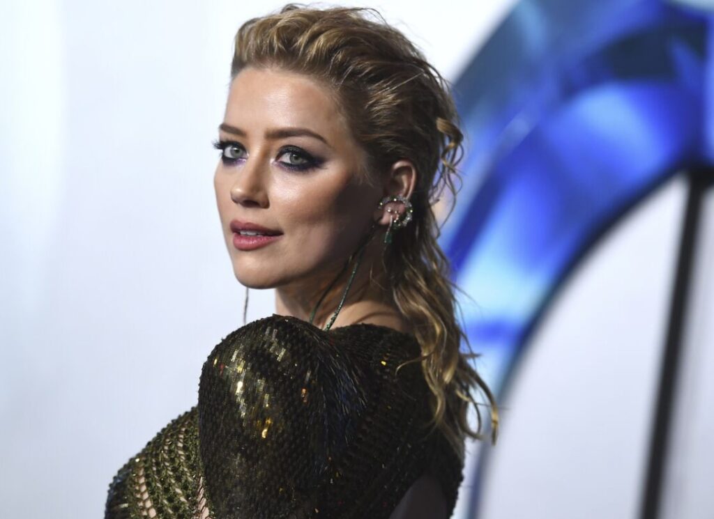 Amber Heard Leaves Hollywood 
