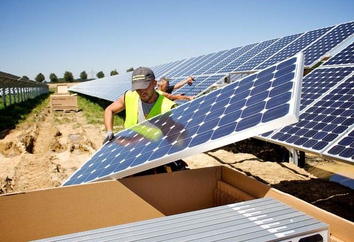 Virginia Solar Developers Face Grid Upgrade Costs After Bill Fails