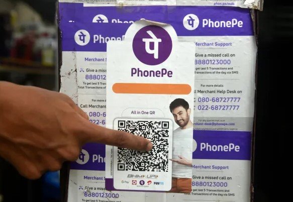 PhonePe Paytm merchant app competition