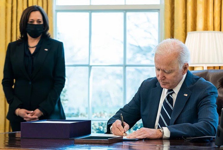 president biden vice president harris