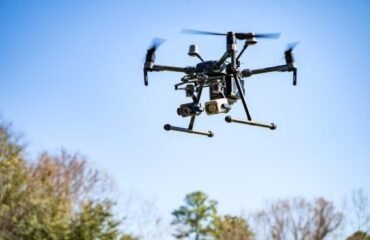 drones smuggling contraband into prisons