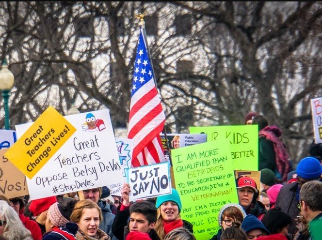 Utah teachers union protest at state capitol